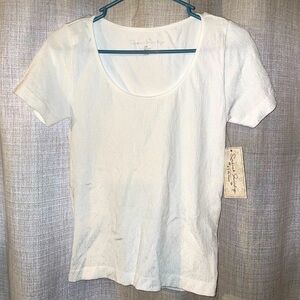 NWT White Scoop Neck Top